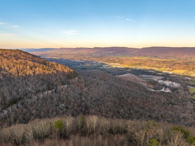 181 Sky High Trail, Dunlap, TN 37327