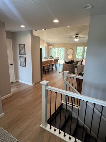 1141 Pinewood Trail, New Richmond, WI 54017