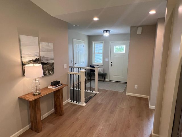 1141 Pinewood Trail, New Richmond, WI 54017