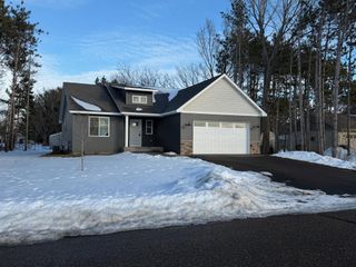1141 Pinewood Trail, New Richmond, WI 54017