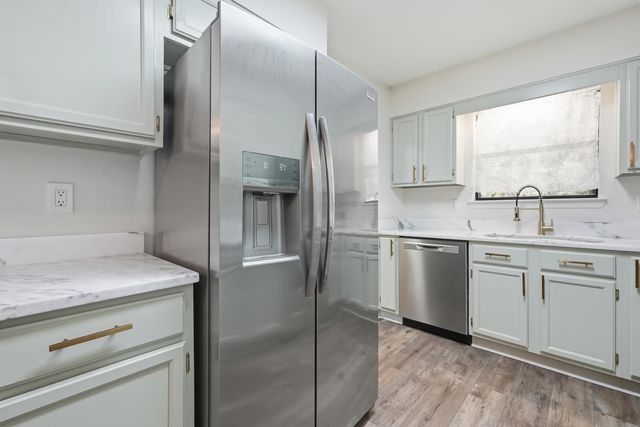 13 NW Poulton Drive UNIT F, Fort Walton Beach, FL 32548