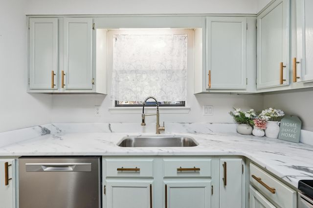 13 NW Poulton Drive UNIT F, Fort Walton Beach, FL 32548