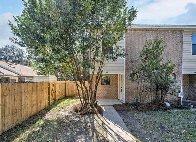 13 NW Poulton Drive UNIT F, Fort Walton Beach, FL 32548