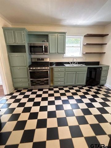 309 W Dobbs, Tyler, TX 75701