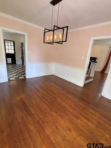 309 W Dobbs, Tyler, TX 75701