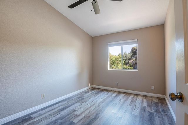 448 Tava Lane, Palm Desert, CA 92211