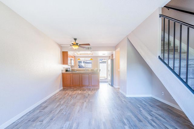 448 Tava Lane, Palm Desert, CA 92211