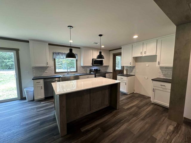 445 Cr 4309, Hillister, TX 77624