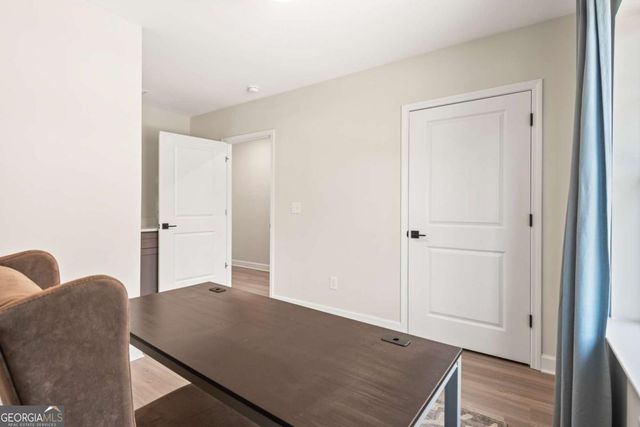 1965 Hollywood Road NW 19, Atlanta, GA 30318