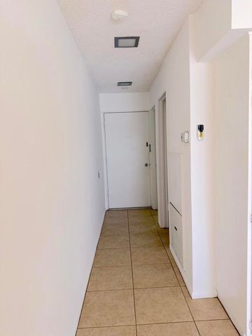 1655 E Palm Canyon Drive 307, Palm Springs, CA 92264
