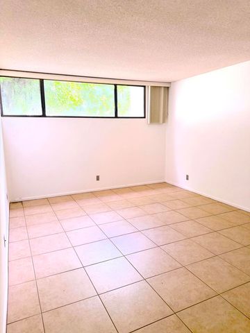 1655 E Palm Canyon Drive 307, Palm Springs, CA 92264