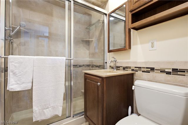 240 Moore Road, Avon Lake, OH 44012