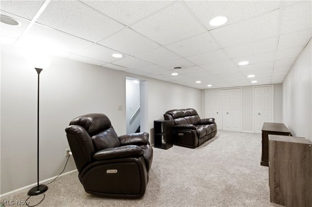 240 Moore Road, Avon Lake, OH 44012