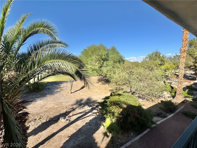 7628 Valley Green Drive 202, Las Vegas, NV 89149