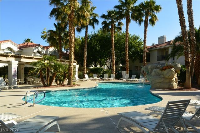 7628 Valley Green Drive 202, Las Vegas, NV 89149