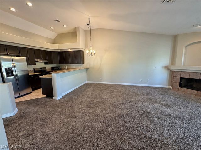 7628 Valley Green Drive 202, Las Vegas, NV 89149