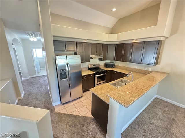7628 Valley Green Drive 202, Las Vegas, NV 89149