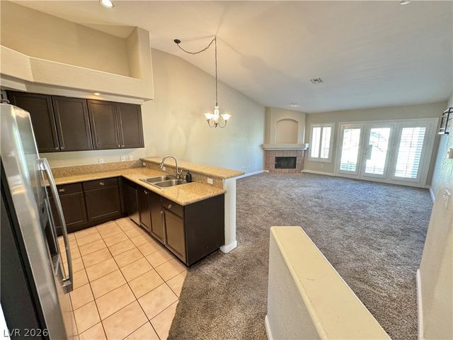 7628 Valley Green Drive 202, Las Vegas, NV 89149