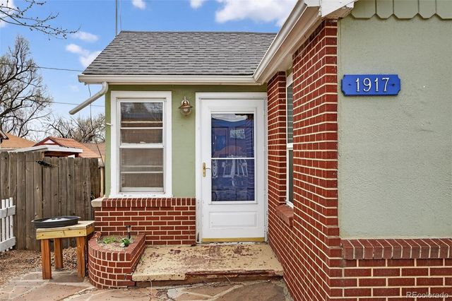 1917 E Cache La Poudre Street, Colorado Springs, CO 80909