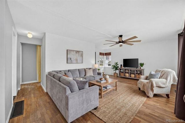 1917 E Cache La Poudre Street, Colorado Springs, CO 80909