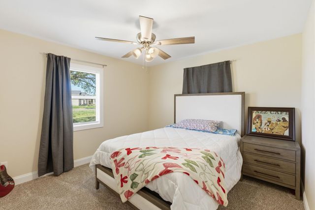 813 S Goddard Rd, Goddard, KS 67052