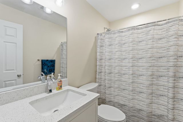 813 S Goddard Rd, Goddard, KS 67052