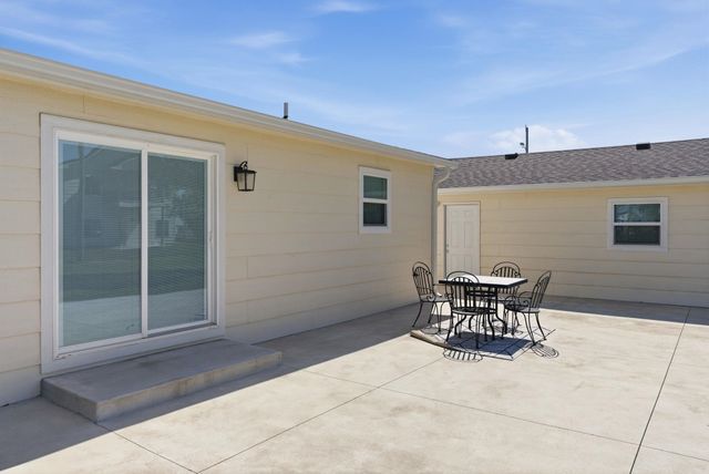 813 S Goddard Rd, Goddard, KS 67052