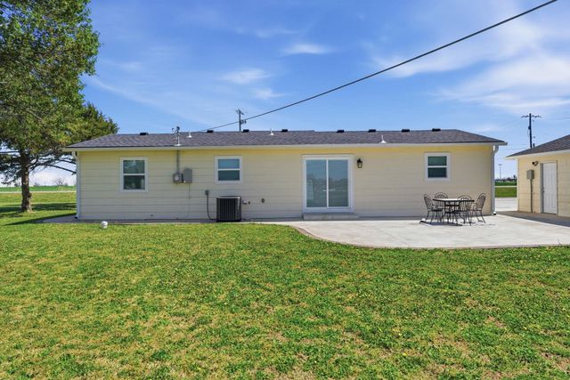 813 S Goddard Rd, Goddard, KS 67052