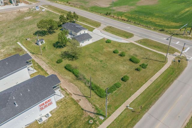 813 S Goddard Rd, Goddard, KS 67052