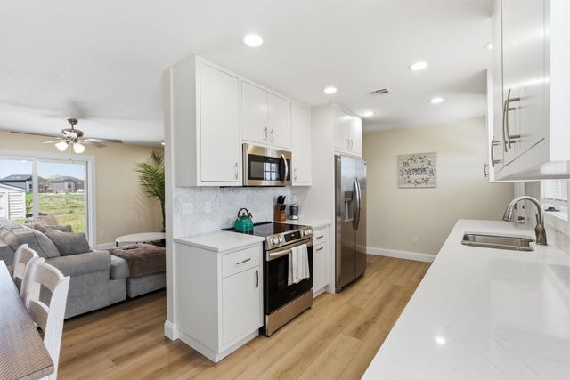 813 S Goddard Rd, Goddard, KS 67052