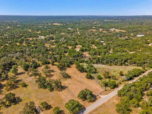 200 Buckskin PASS, Driftwood, TX 78619