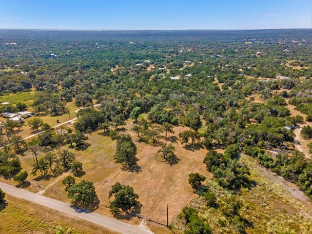 200 Buckskin PASS, Driftwood, TX 78619