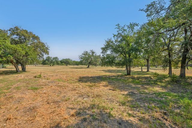200 Buckskin PASS, Driftwood, TX 78619