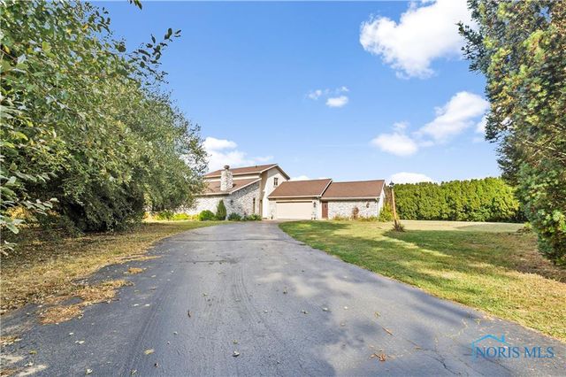 19330 Tuller Road, Bowling Green, OH 43402