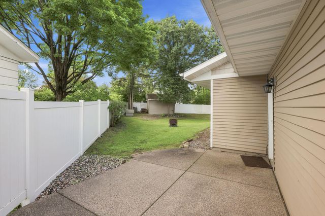 443 Cord Circle, New Brighton, MN 55112