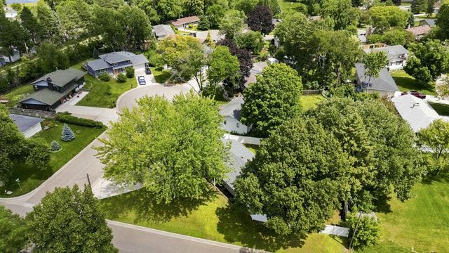 443 Cord Circle, New Brighton, MN 55112