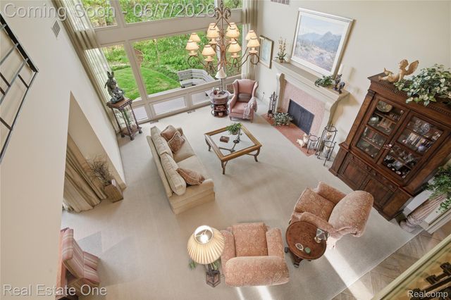 5321 Forest Way, Bloomfield Hills, MI 48302