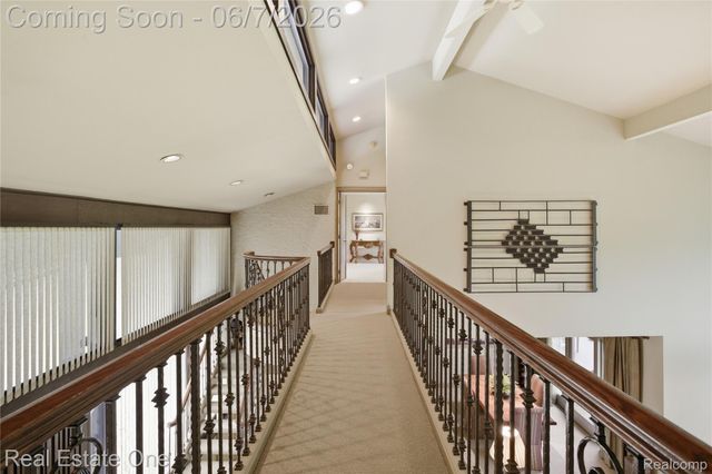 5321 Forest Way, Bloomfield Hills, MI 48302