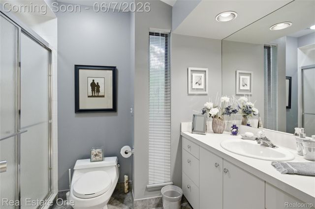 5321 Forest Way, Bloomfield Hills, MI 48302