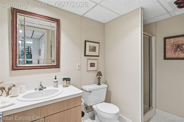 5321 Forest Way, Bloomfield Hills, MI 48302