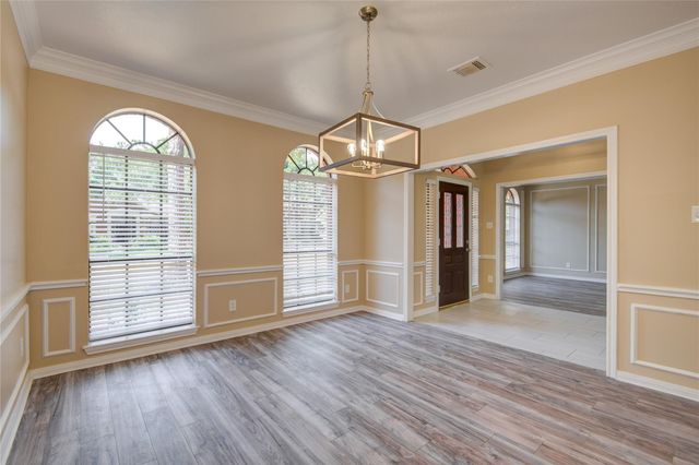 4006 Forest Birch Court, Houston, TX 77059
