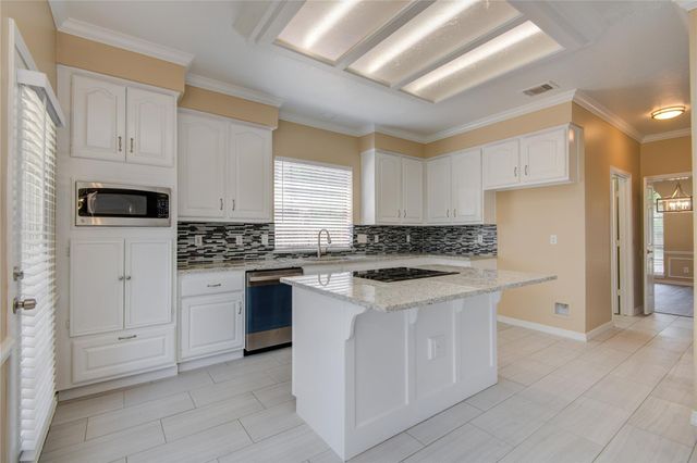 4006 Forest Birch Court, Houston, TX 77059
