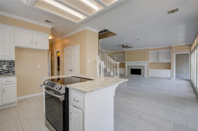 4006 Forest Birch Court, Houston, TX 77059