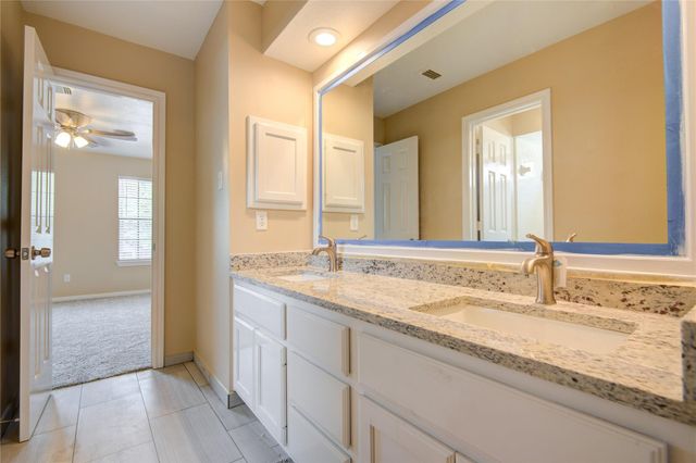 4006 Forest Birch Court, Houston, TX 77059