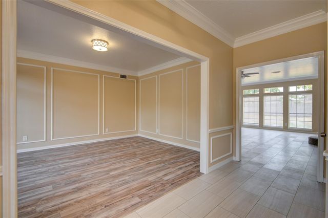 4006 Forest Birch Court, Houston, TX 77059