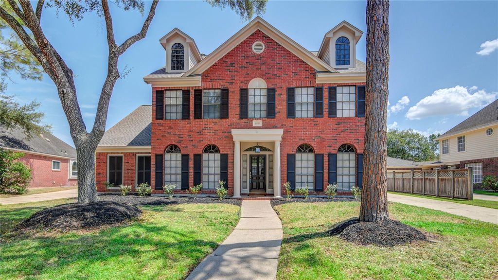 4006 Forest Birch Court, Houston, TX 77059