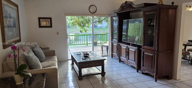 14971 SW 75th Ter, Miami, FL 33193