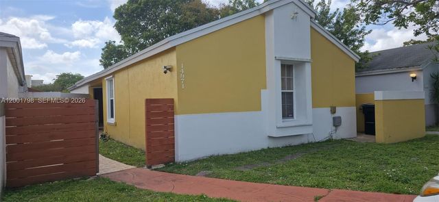 14971 SW 75th Ter, Miami, FL 33193