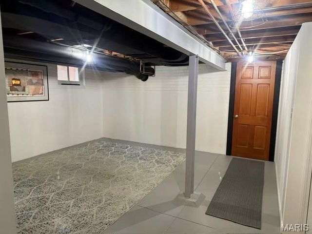 6544 Marquette Avenue, St Louis, MO 63139