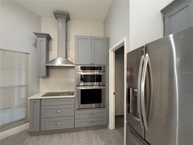 9405 POSEN PLACE, Tampa, FL 33635